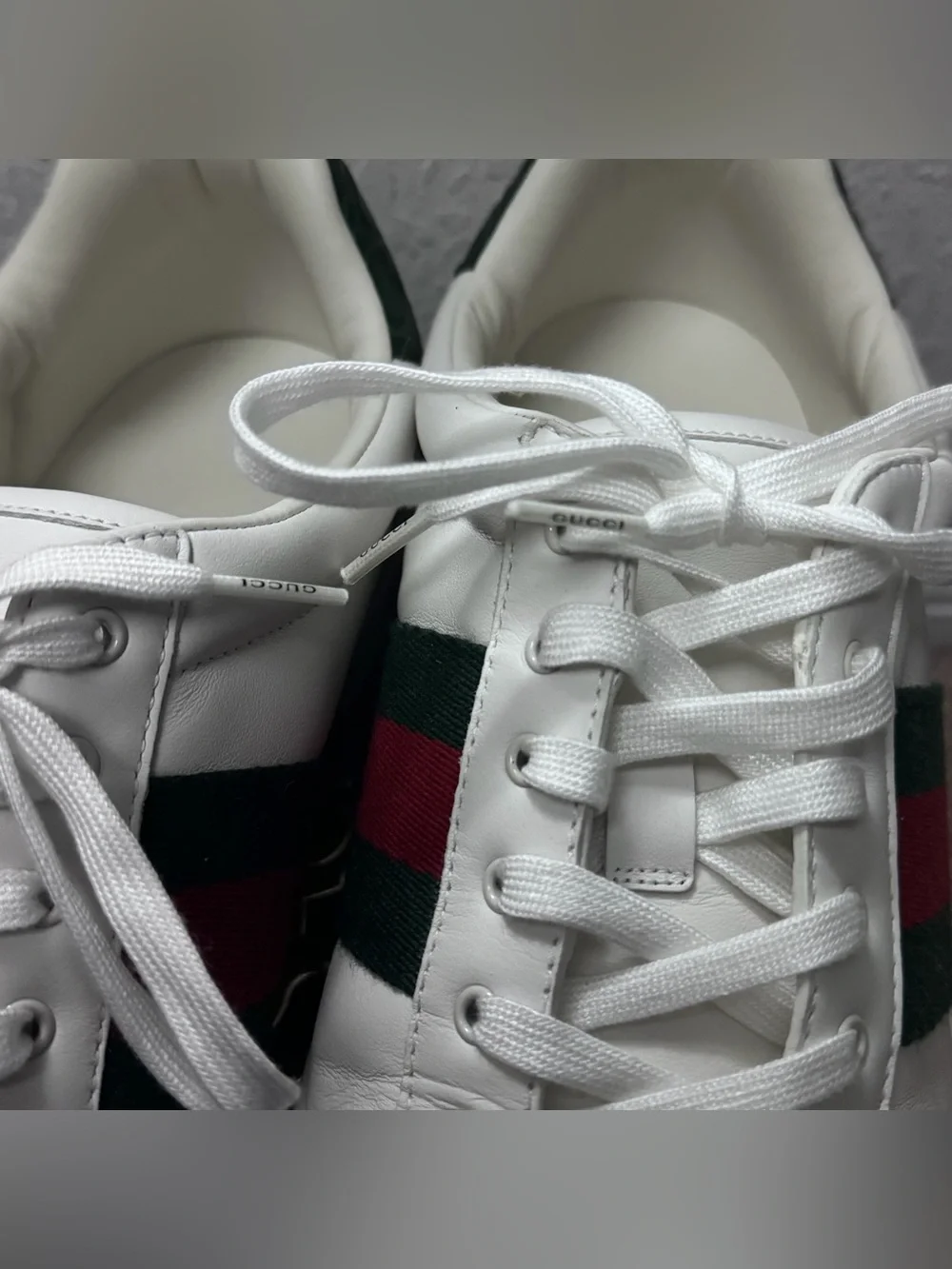 Gucci White Leather Sneakers with Green and Red Web Stripe